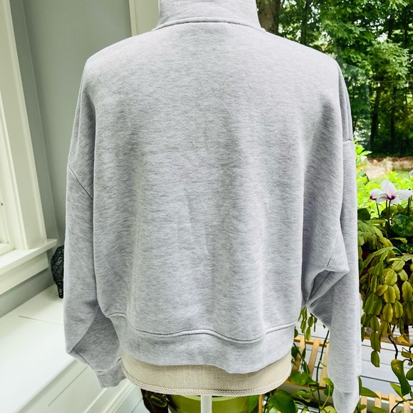 Los Angeles Lakers official NBA zip-up - Picture 4 of 5